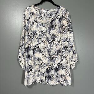 Rose + Olive White & Black Abstract Smocked Boho Top - 1X - Women's Plus Size